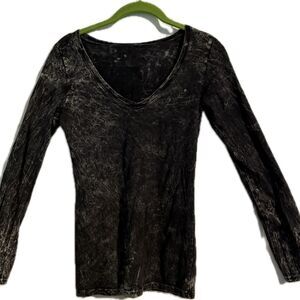 Unbranded Women's Black and Grey Shirt